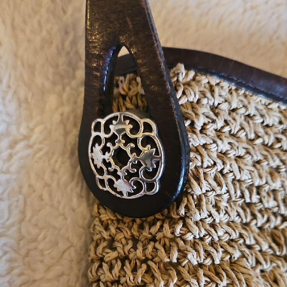 Chic Heart Patterned Shoulder Bag - image 4